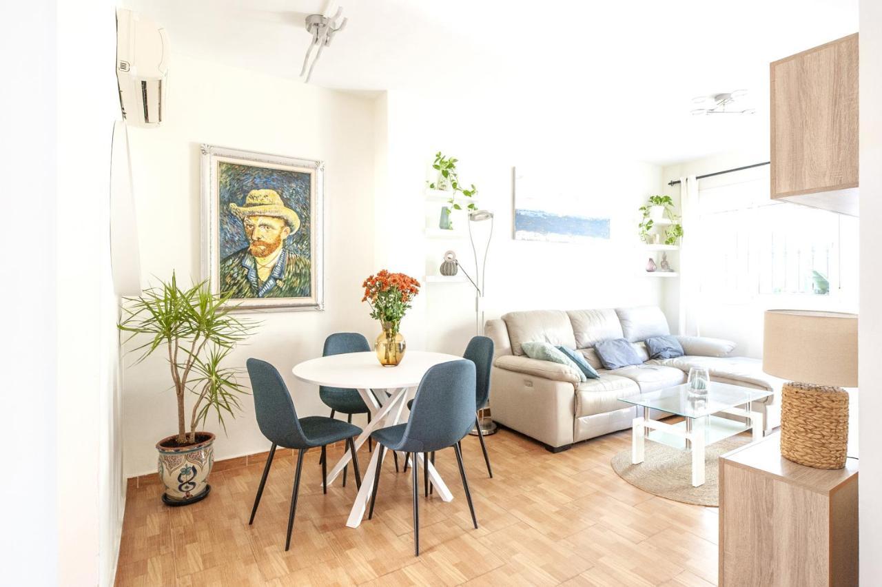 Cozy 2 Bedroom On Rincon Dorado- Air Conditioning, Netflix, Roku Tv * Торремолинос